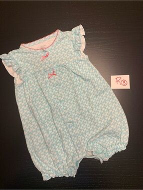 ⭐️2/$8.00⭐️ Simple Joys 6-9m Swan Print Romper
